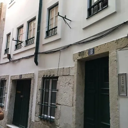 アパート Alfama Chic Penabuquel3 *