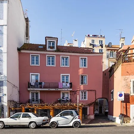 Apartment Alfama Chic Penabuquel3 *