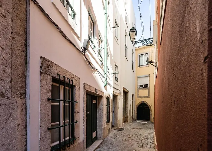 아파트 Alfama Chic Penabuquel3